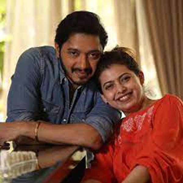 Shreyas Talpade की वाइफ दीप्ति तलपड़े हैं बेहद ग्लैमरस, देखिए