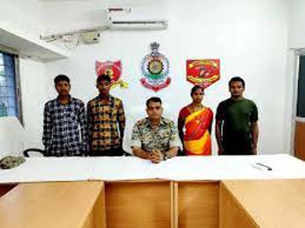 RGHNEWS: 4 माओवादियों ने सरेंडर किया,3 पर है 7 लाख रुपए का इनाम
