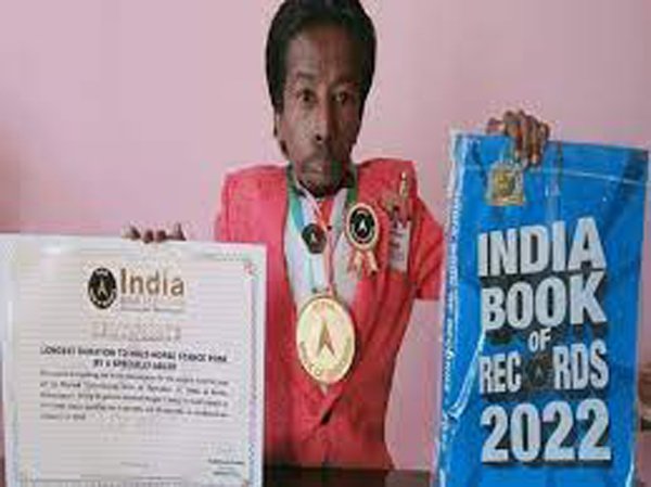 छत्तीसगढ़ के 36 इंच के मयंक ने बनाया अनोखा रिकॉर्ड, अजब है इस लिटिल मोटिवेटर की कहानी