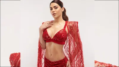 Nikki tamboli hot look