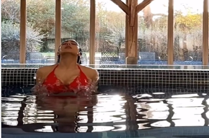 sara ali khan bold video