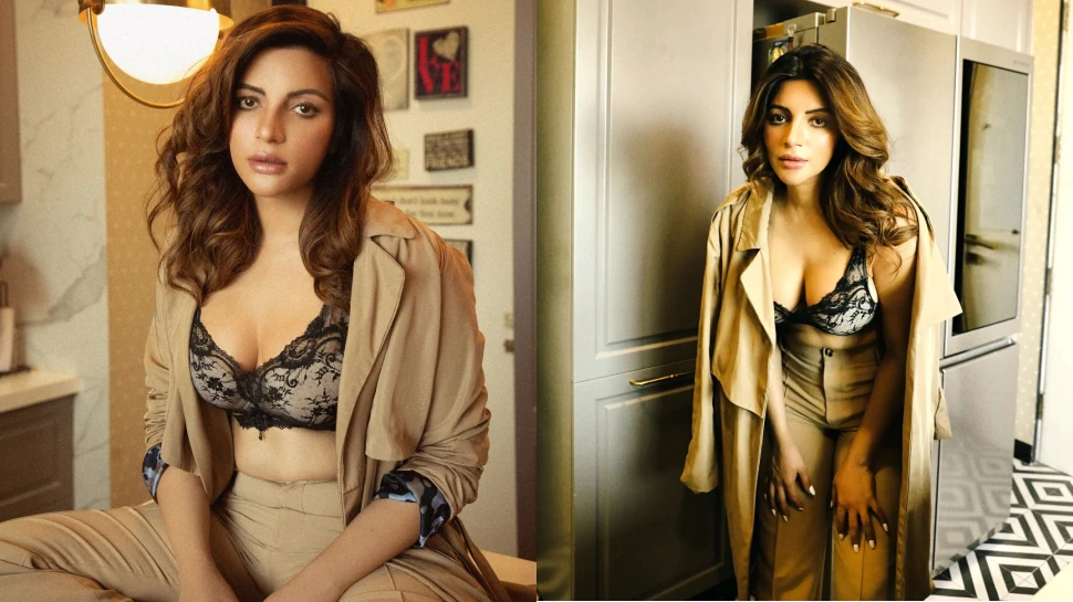 shama sikander bold photo
