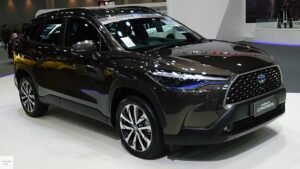 XUV 700 की हेकड़ी निकाल देगी Toyota का मॉडर्न SUV, कंटाप इंजन के साथ मिलेंगे एडवांस फिचर्स, देखें कीमत