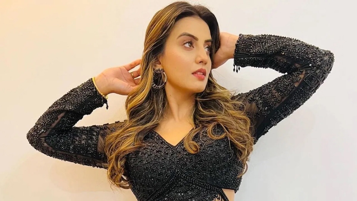 Bhojpuri queen Akshara Singh