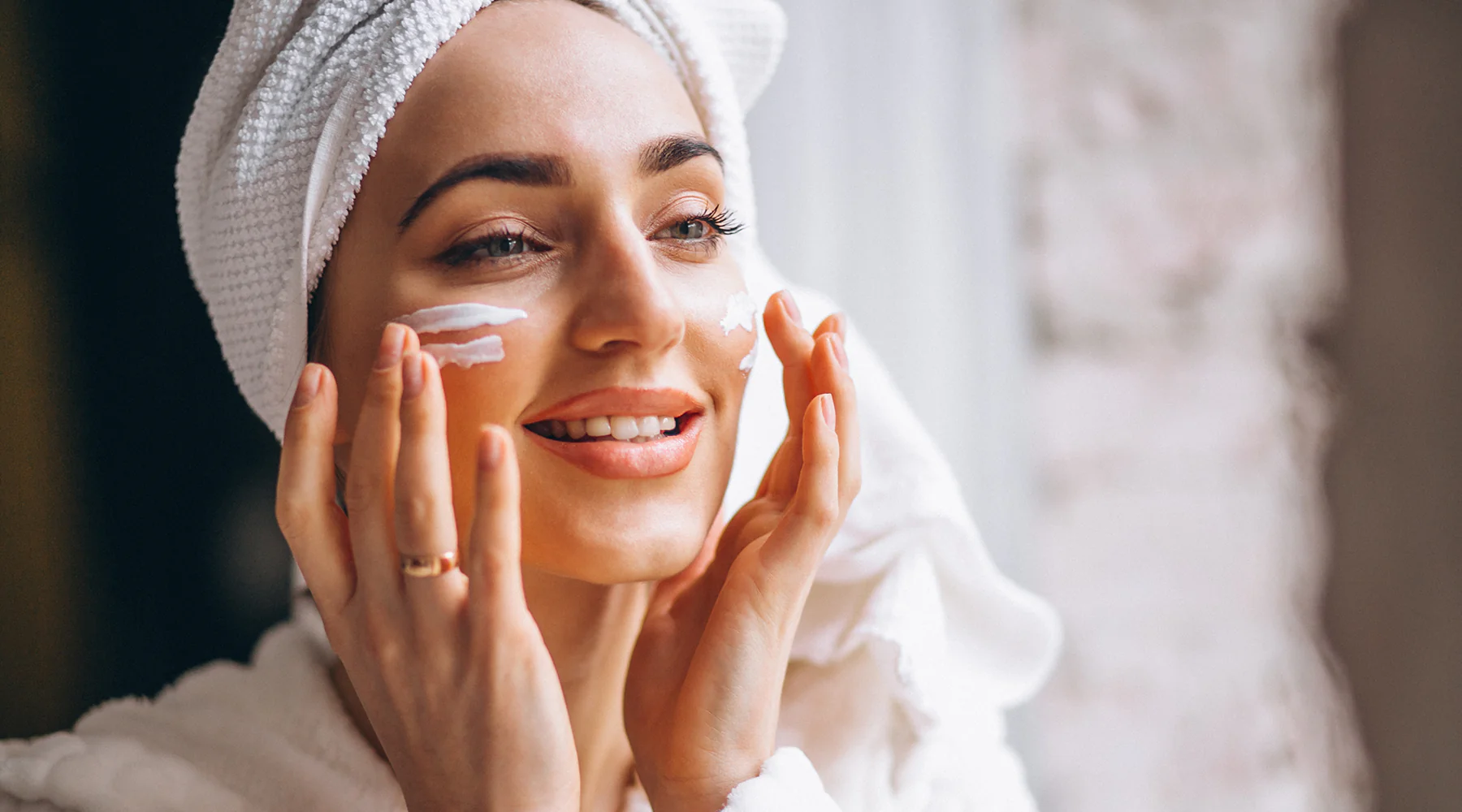 Skin Care : आपकी इन गलतियों के कारण समय से पहले त्वचा हो जाएगी बेजान , जाने बचाव के नुस्खे