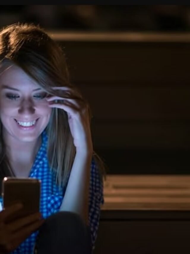 स्क्रीन टाइम को करे कम नहीं तो हो जायेगा मेंटल हेल्थ ख़राब