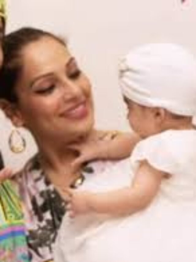 विपासा बासु की बेटी का अतरंगी नाम सुन हो जायेंगे हैरान