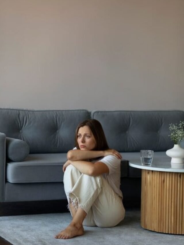 अगर आप अकेले रहते है तो अपनाये ये टिप्स