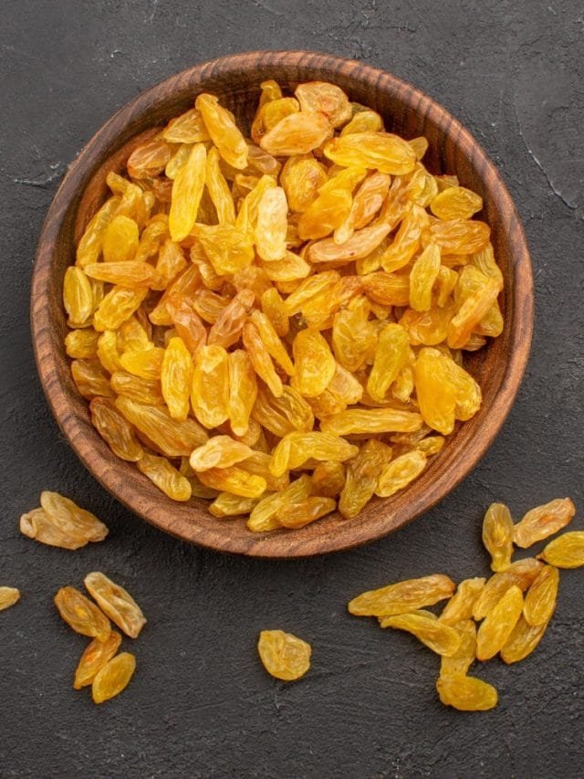 10 साल कम करे आपकी उम्र खाये ये ड्रायफ्रुइट्स