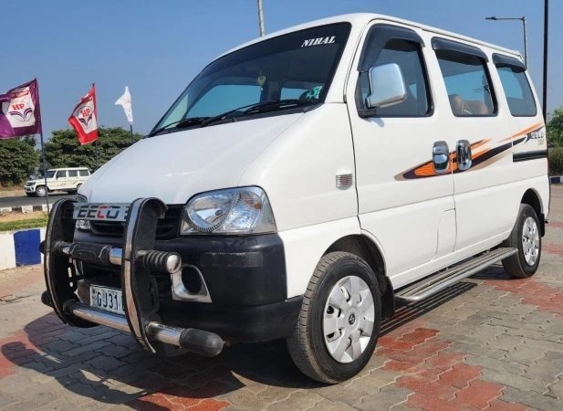 Second hand Maruti Eeco