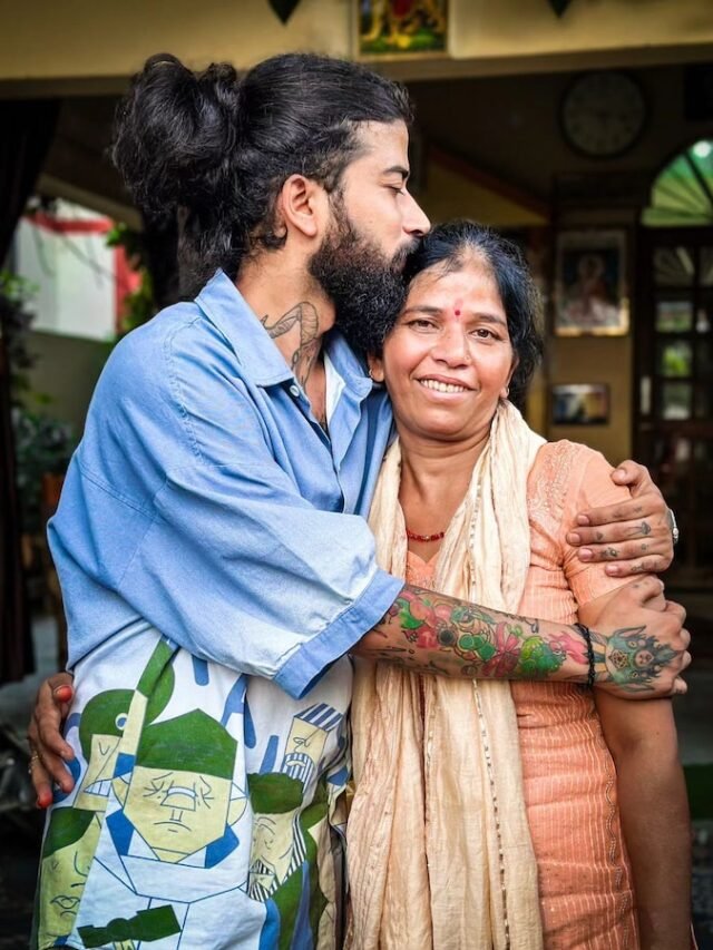 बाबू भैया ने खरीदी करोडो की प्रॉपर्टी हो रहे है काफी ट्रोल जाने