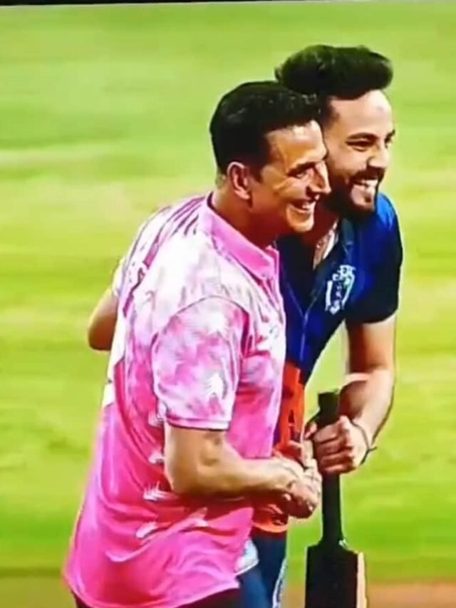 एलवीश यादव को अक्षय कुमार ने किया आउट