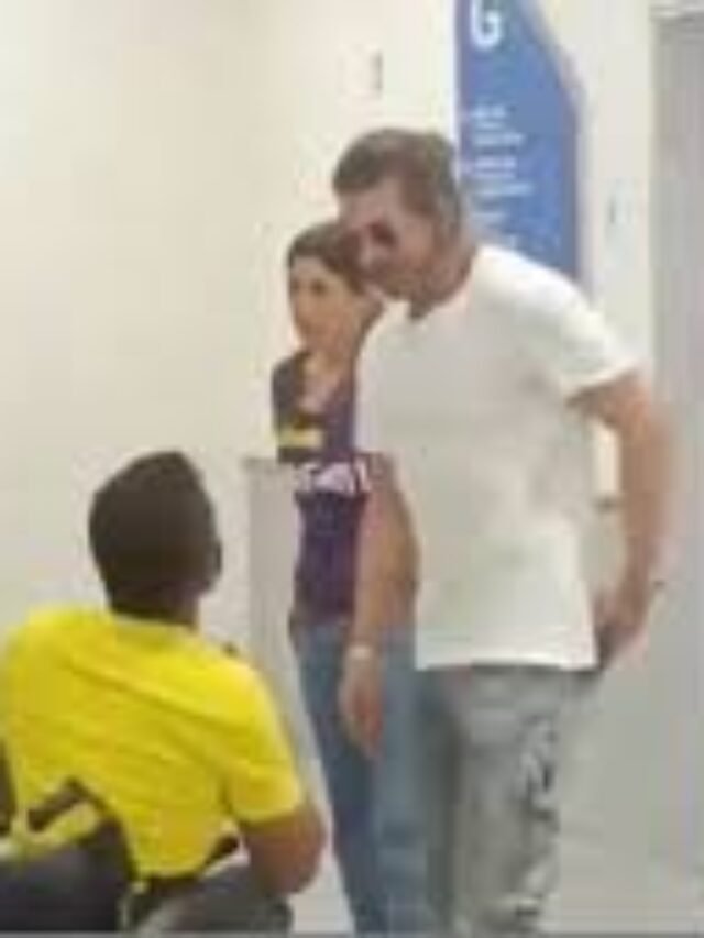 तबीयत खराब होने के बावजूद फैन से मिले शाहरुख