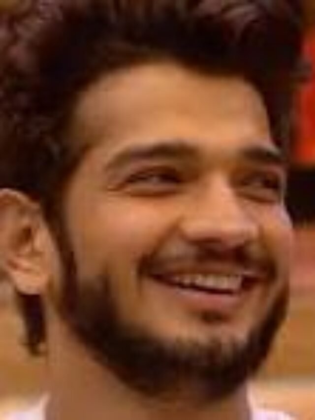 राजघराने की एक्ट्रेस किया मुनावर ने फ्लर्ट