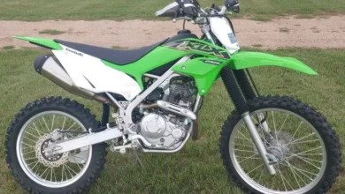 स्पोर्ट्स बाइक के शौक़ीन लोगो के लिए आई Kawasaki KLX230 S,देखे बम्फर कीमत