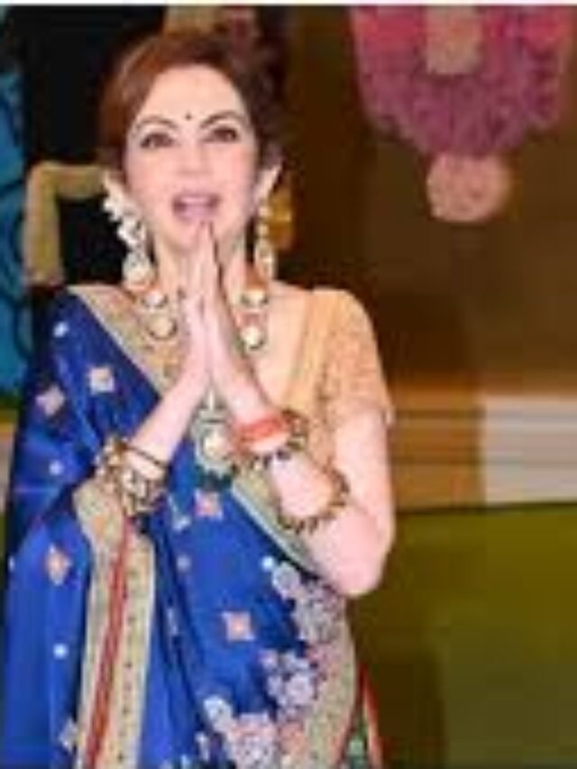 नीता अंबानी के दयालु हाव-भाव ने जीता दिल