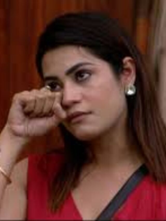 कृतिका मलिक का लाइव स्ट्रीमिंग पर हुआ ब्रेक डाउन, फूट-फूटकर रोईं