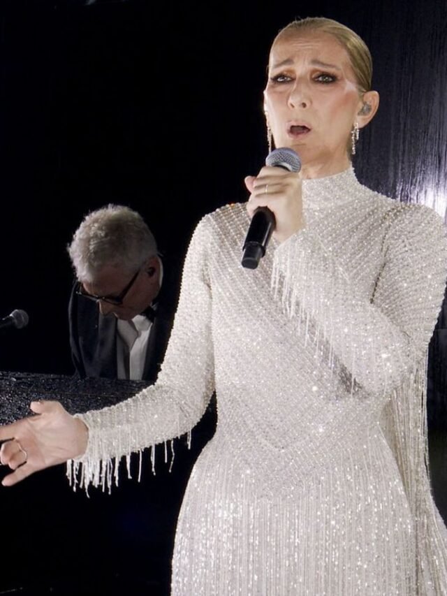 पेरिस ओलम्पिक 2024 75 साल पहले गाये गाने से शुरू हुआ देखे