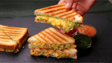 गर्मागर्म स्वादिष्ट सेंडविच