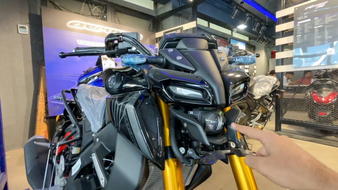 स्पोर्ट्स बाइक्स की दुनिया में अपनी दादागिरी दिखाने आई Yamaha की सबसे दिलचस्प बाइक,देखे