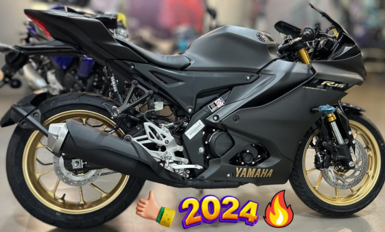 YAMAHA R15 V4 BS6