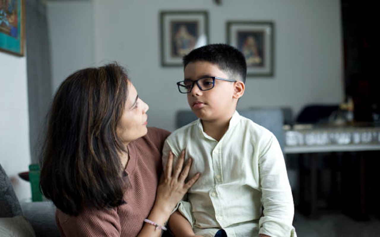 Parenting Tips: बच्चो की इन्ही आदतों की वजह से सफलता खुद चूमती है कदम,जाने कैसे होनी चाहिए उनकी परवरिश