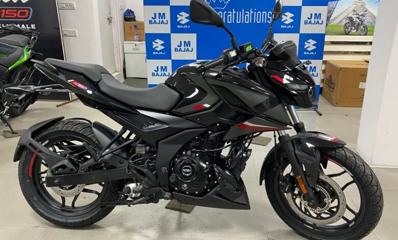 KTM और Yamaha की छुट्टी करने आ गई Bajaj Pulsar N160 जबरदस्त माइलेज के साथ