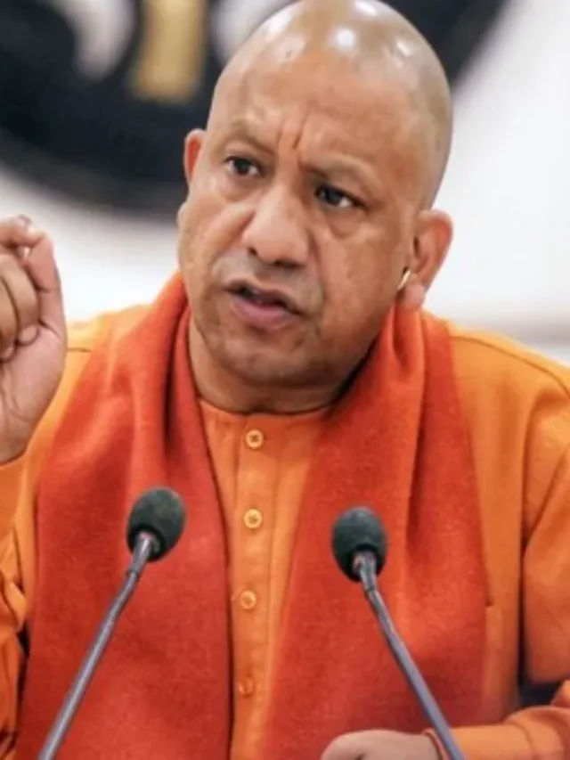 यूपी में बिजली कटौती से नाराज सीएम योगी का कड़ा रुख, अधिकारियों से बोले- ‘व्यवस्था सुधारें अन्यथा कार्रवाई तय’