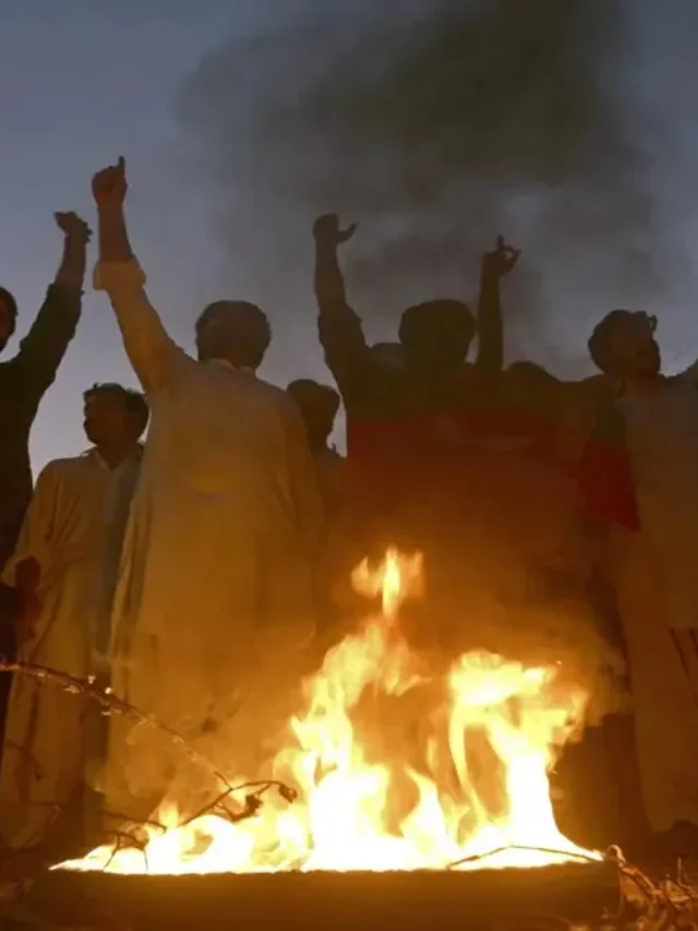 पाकिस्तान में आजादी का जश्न मनाने के दौरान हुई अंधाधुंध फायरिंग, 3 की मौत घायल हुए 60 से अधिक लोग