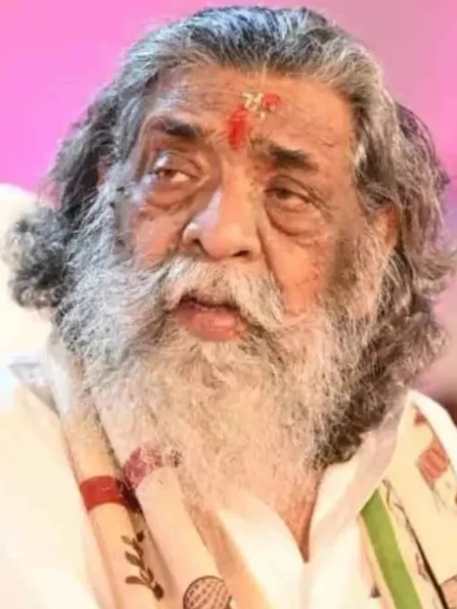 पूर्व सीएम शिबू सोरेन के निधन के चलते तीन दिवसीय राजकीय शोक की घोषणा की गई है।